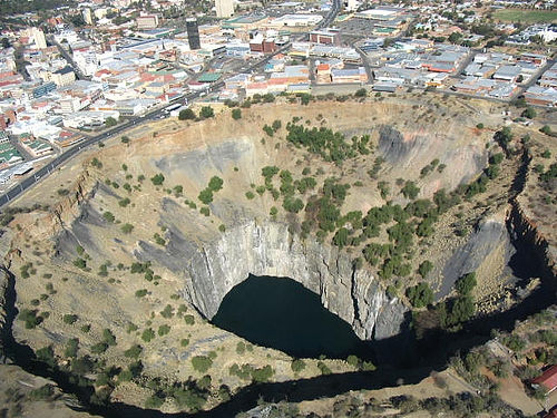big-hole-kimberley.jpg